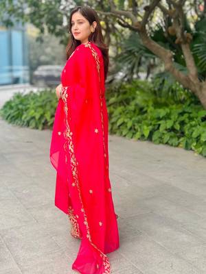 Pink embroidered silk blend salwar suit 3