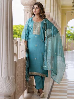 Blue embroidered silk blend salwar suit 4