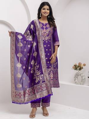 Blue embroidered jacquard silk salwar suit 3