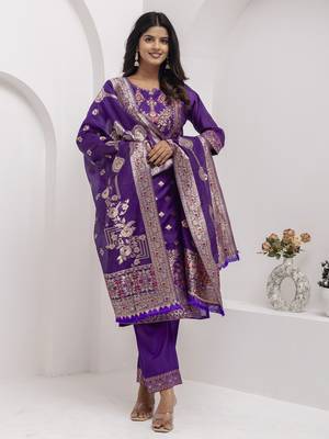 Blue embroidered jacquard silk salwar suit 4