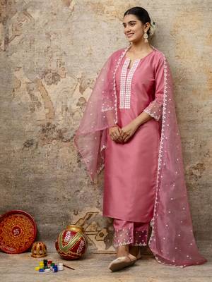 Pink embroidered silk blend salwar suit 1
