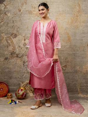 Pink embroidered silk blend salwar suit 4