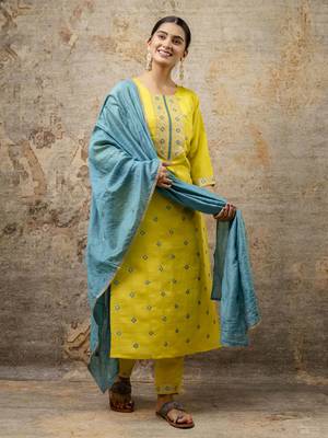 Lemon embroidered silk blend salwar suit 2