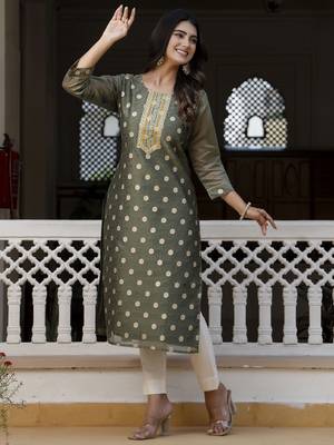 Green embroidered silk blend salwar suit 2