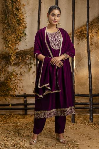 Purple embroidered silk blend salwar suit