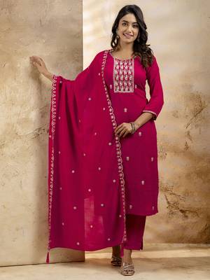 Pink embroidered silk blend salwar suit 3