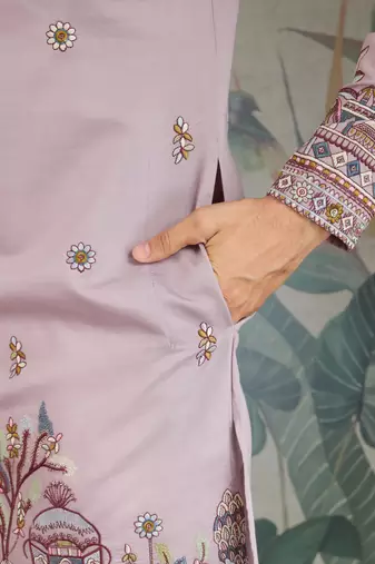 DUSTY PINK VISCOSE SILK THEAD WITH SEQUINS EMBROIDERED WORK WEDDING FESTIVAL PARTY WEAR STRAIGHT KURTA WITH DUPATTA