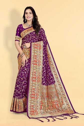 rani pink banarasi silk blend saree with rich boarder pallu