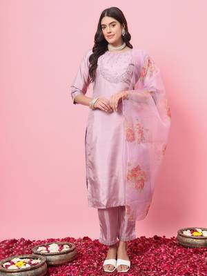 Lavender embroidered silk blend kurta sets 1