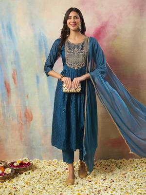 Blue embroidered cotton silk kurta sets 1