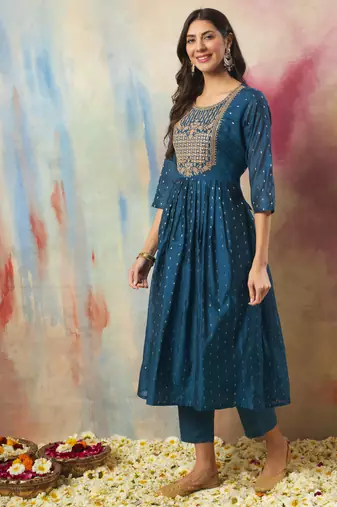 Blue embroidered cotton silk kurta sets