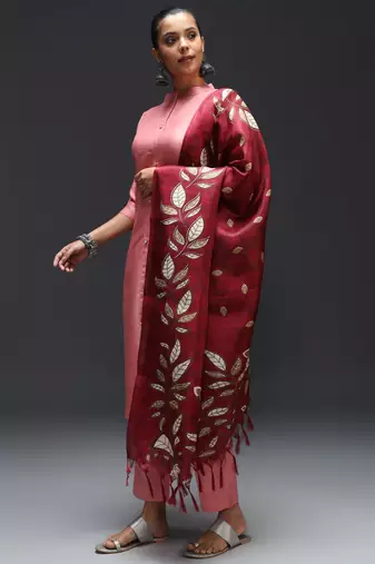 Pink embroidered cotton silk blend kurta sets