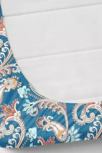 multicolor glace cotton fiited bedsheet