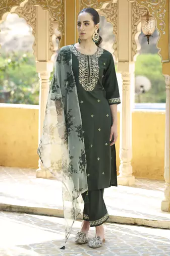 Green embroidered viscose rayon kurta sets
