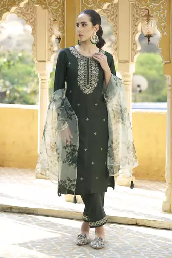 Green embroidered viscose rayon kurta sets