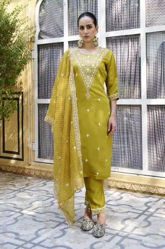 Lemon embroidered silk blend kurta sets
