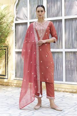 Peach embroidered silk blend kurta sets 1