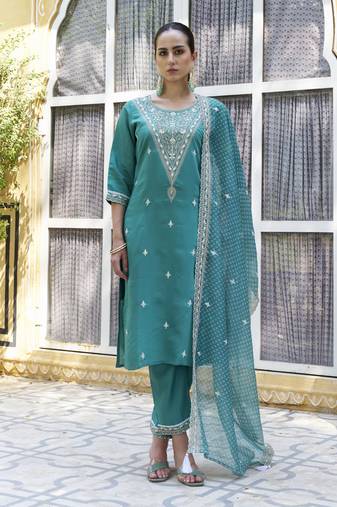 Teal embroidered silk blend kurta sets