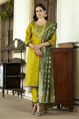 Lemon embroidered viscose rayon kurta sets 1