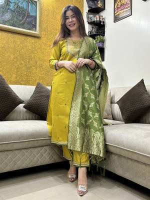 Lemon embroidered viscose rayon kurta sets 1