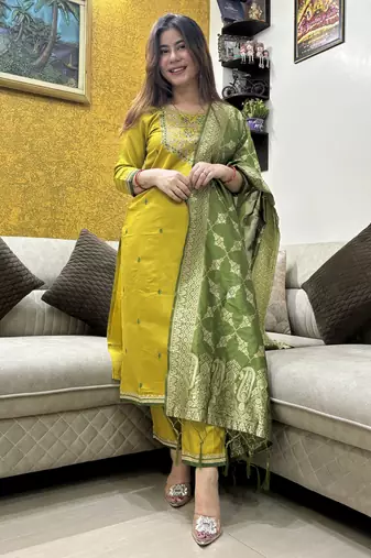 Lemon embroidered viscose rayon kurta sets