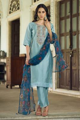 Blu embroidered viscose rayon kurta sets 3