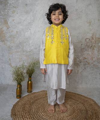 Yellow cotton hand woven traditional bandhgala set 1