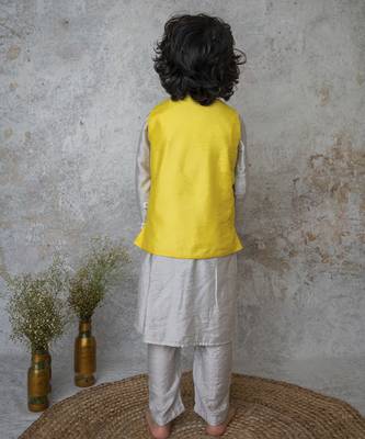 Yellow cotton hand woven traditional bandhgala set 3