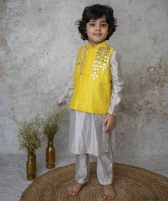 Yellow cotton hand woven traditional bandhgala set 4
