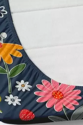 multicolor glace cotton fiited bedsheet