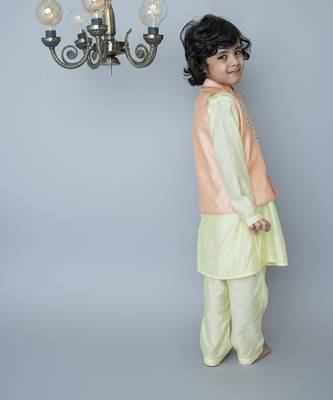 Red cotton hand woven traditional bandhgala set 4