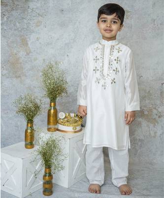 White cotton hand woven traditional kurta set 2