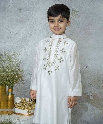 White cotton hand woven traditional kurta set 3
