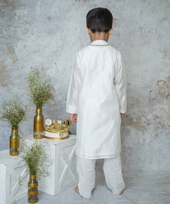 White cotton hand woven traditional kurta set 4