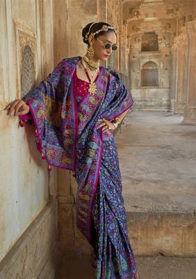 Blue poly viscose silk floral printed pashmina saree with paisley design border 2