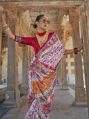 White poly viscose silk floral printed pashmina saree with paisley design border 2