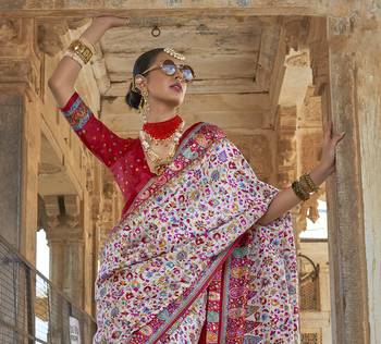 White poly viscose silk floral printed pashmina saree with paisley design border 3
