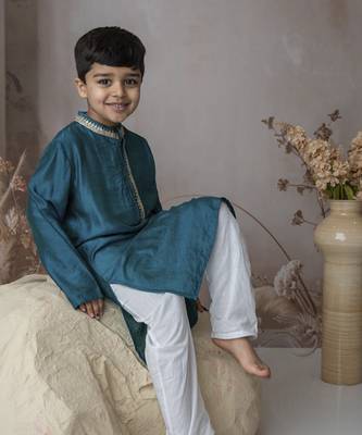 Blue cotton hand woven traditional kurta set 4