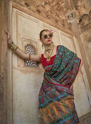 Dark green poly viscose silk floral printed pashmina saree with paisley design border 2