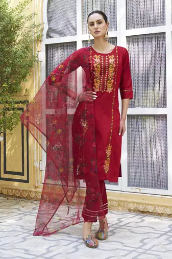 Maroon embroidered viscose rayon kurta sets