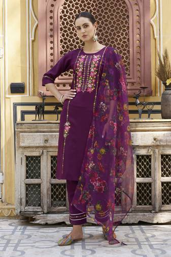 Purple embroidered viscose rayon kurta sets