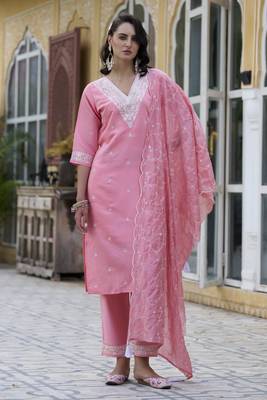 Pink embroidered silk blend kurta sets 1