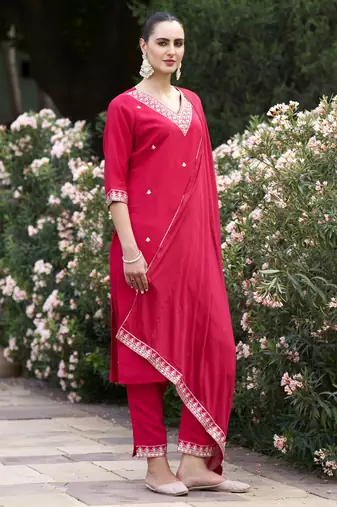 Pink embroidered silk blend kurta sets