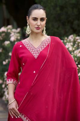 Pink embroidered silk blend kurta sets 4