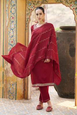 Maroon embroidered viscose rayon kurta sets 1