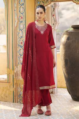 Maroon embroidered viscose rayon kurta sets 2