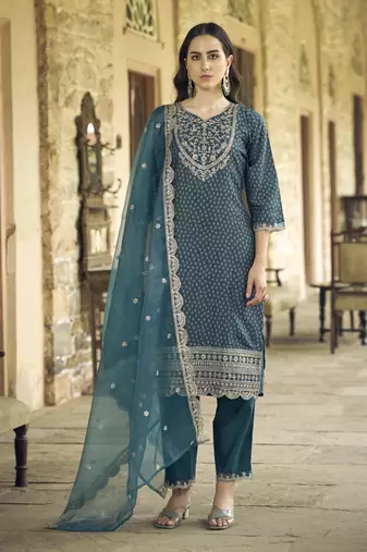 Blue embroidered muslin print kurta sets