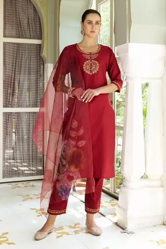 Maroon embroidered cotton silk kurta sets