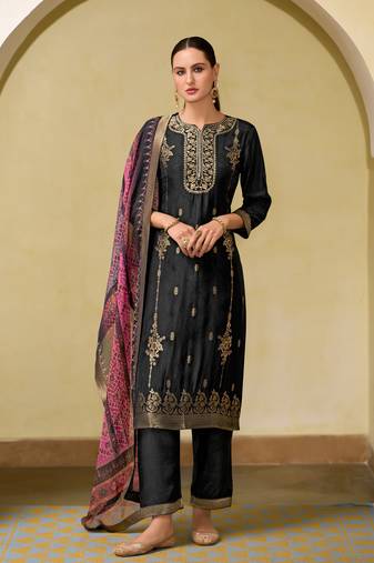 Black embroidered viscose self jacquard kurta sets