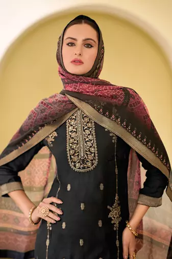 Black embroidered viscose self jacquard kurta sets